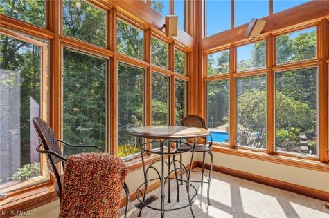 1088 River Woods Drive Hinckley OH 44233