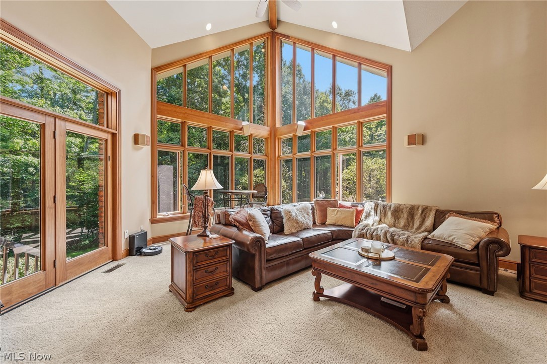 1088 River Woods Drive Hinckley OH 44233