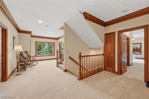 1088 River Woods Drive Hinckley OH 44233