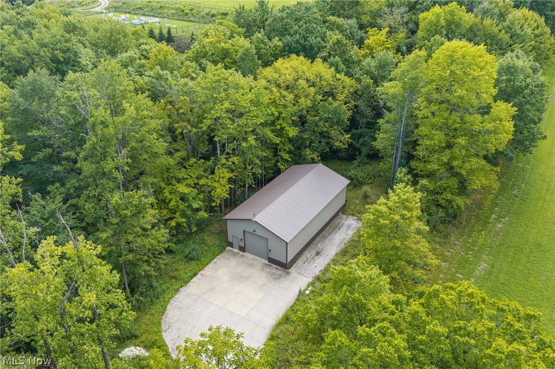 1088 River Woods Drive Hinckley OH 44233
