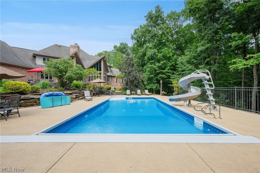 1088 River Woods Drive Hinckley OH 44233