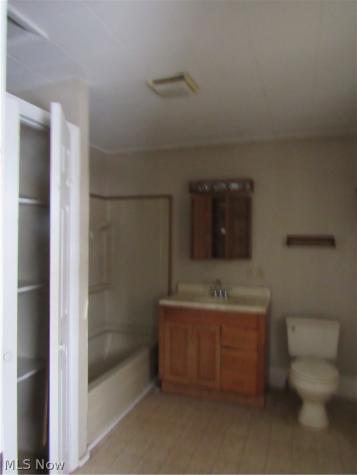 406 W Indiana Avenue Sebring OH 44672