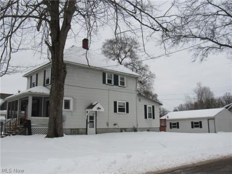 406 W Indiana Avenue Sebring OH 44672