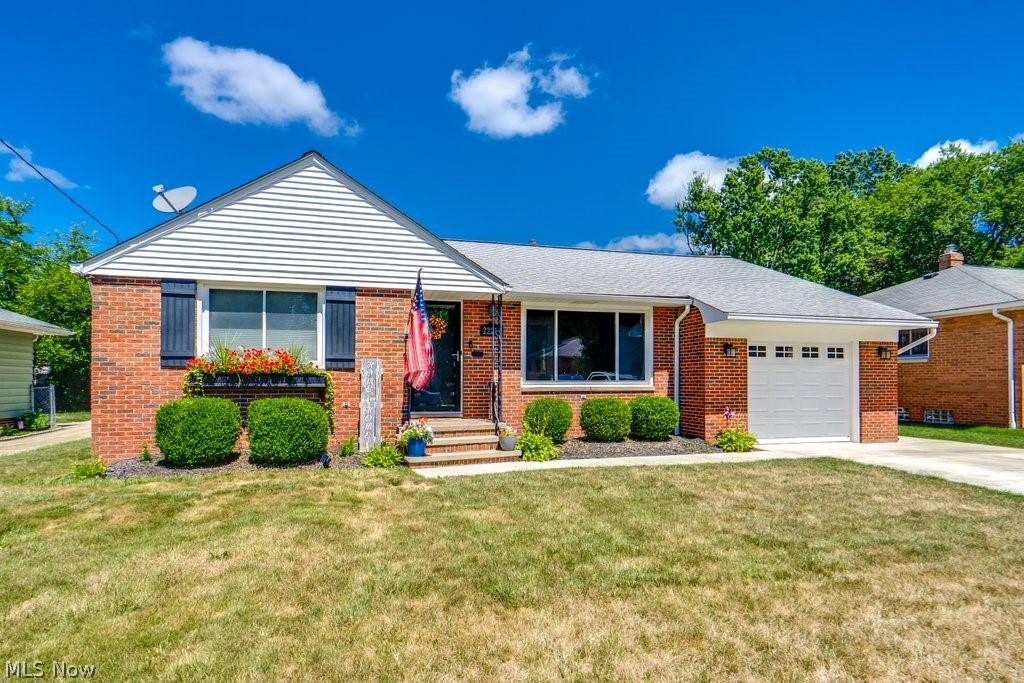 22214 Sandy Lane Fairview Park OH 44126