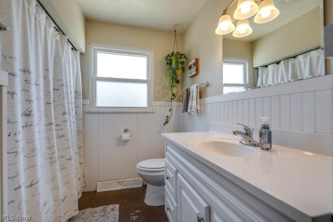 22214 Sandy Lane Fairview Park OH 44126