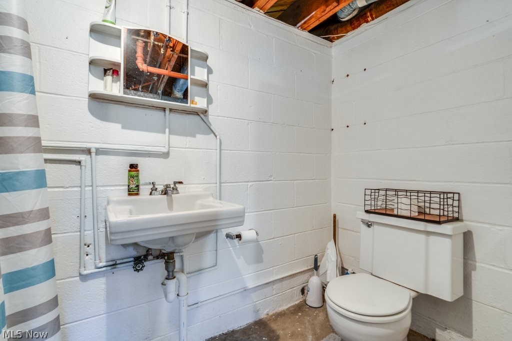 22214 Sandy Lane Fairview Park OH 44126