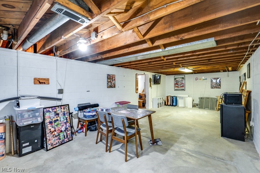 22214 Sandy Lane Fairview Park OH 44126