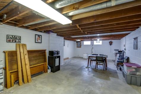 22214 Sandy Lane Fairview Park OH 44126