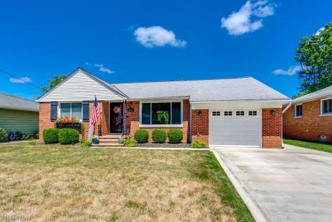 22214 Sandy Lane Fairview Park OH 44126
