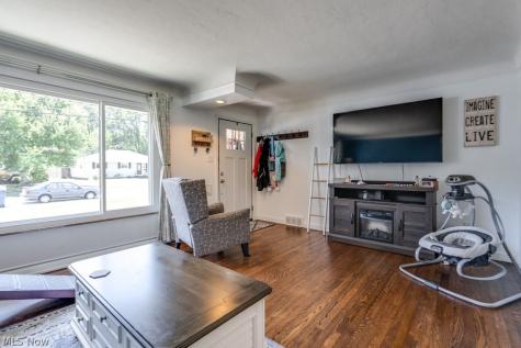 22214 Sandy Lane Fairview Park OH 44126