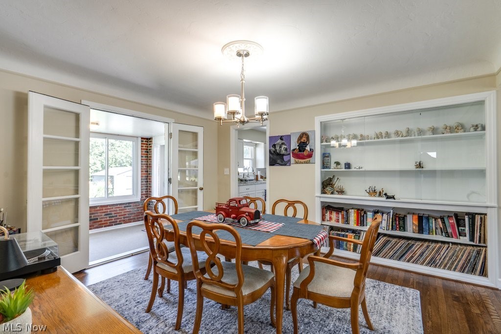 22214 Sandy Lane Fairview Park OH 44126