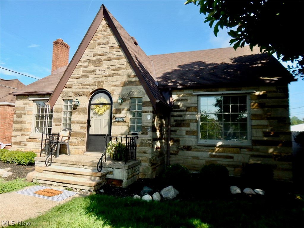 6361 S Canterbury Road Parma OH 44129