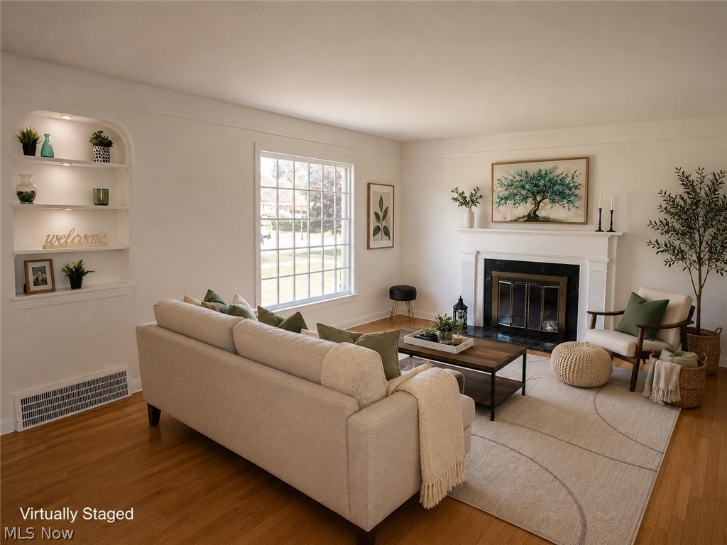 6361 S Canterbury Road Parma OH 44129