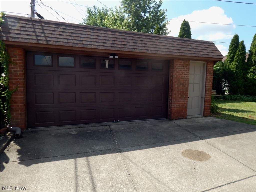 6361 S Canterbury Road Parma OH 44129