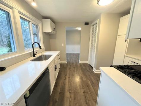 764 Irving Park Boulevard Sheffield Lake OH 44054