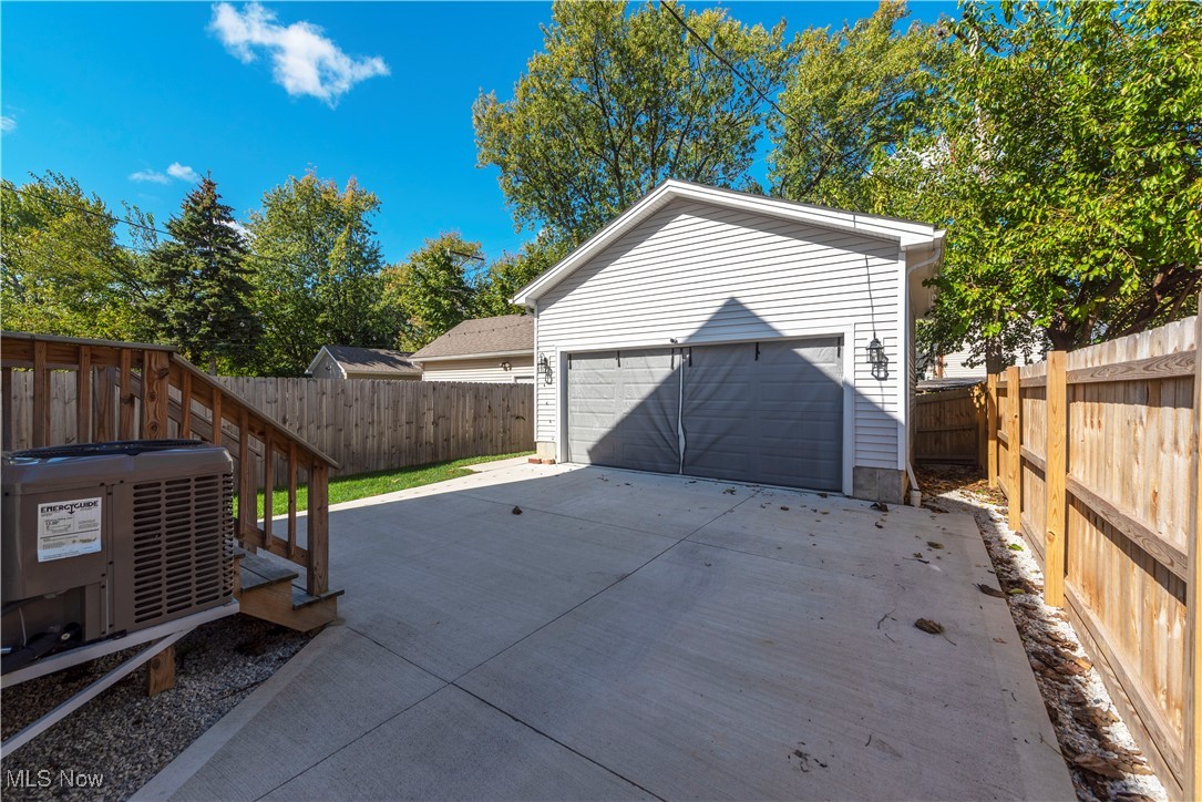 7510 Elton Avenue Cleveland OH 44102