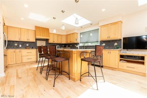 24100 Shaker Boulevard Shaker Heights OH 44122