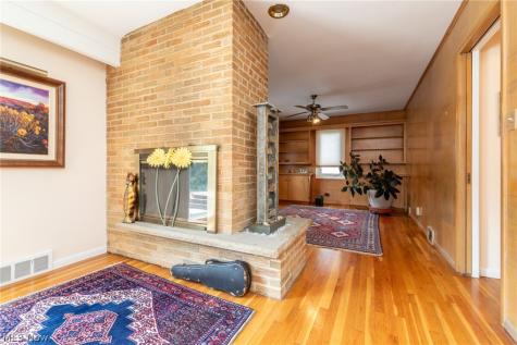 24100 Shaker Boulevard Shaker Heights OH 44122