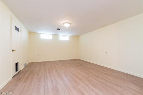 24100 Shaker Boulevard Shaker Heights OH 44122