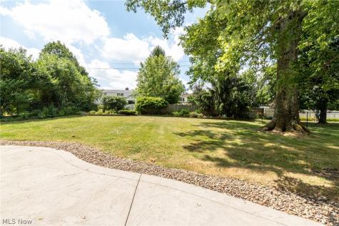 24100 Shaker Boulevard Shaker Heights OH 44122