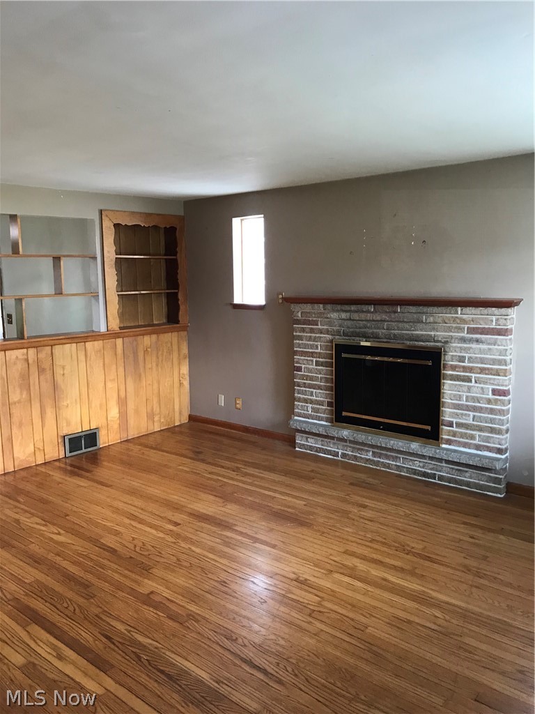 1017 Milford Street NE Canton OH 44714