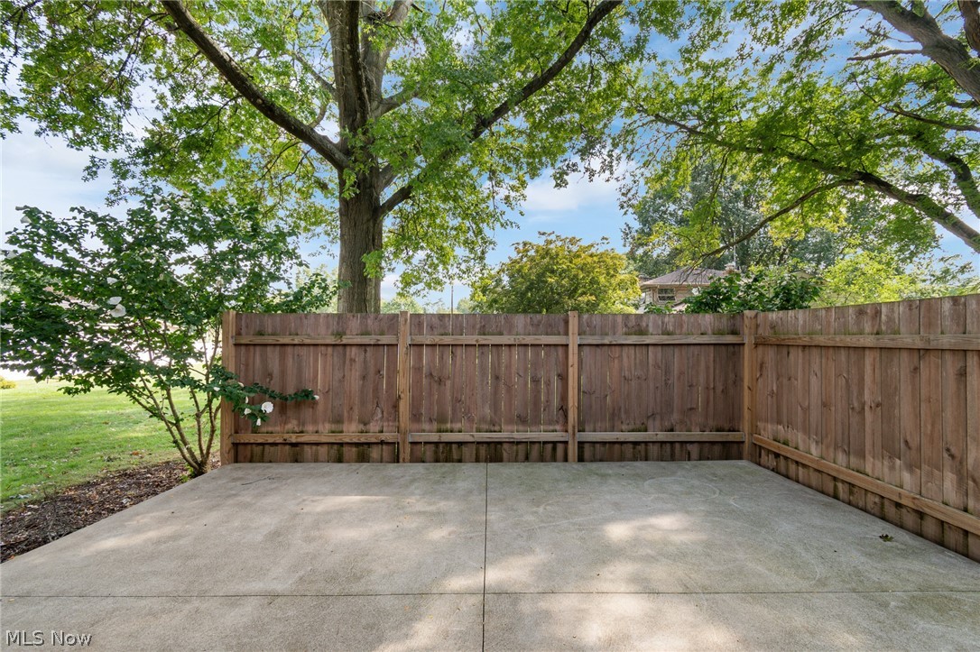 1212 Buena Vista Street NE Canton OH 44714