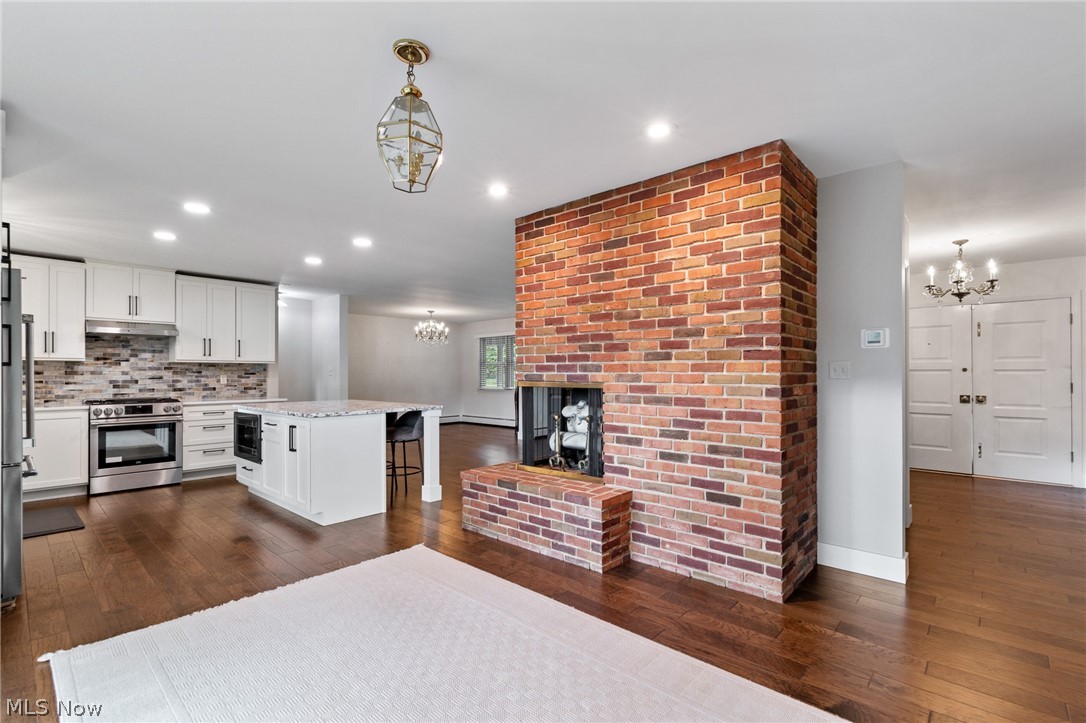 1212 Buena Vista Street NE Canton OH 44714