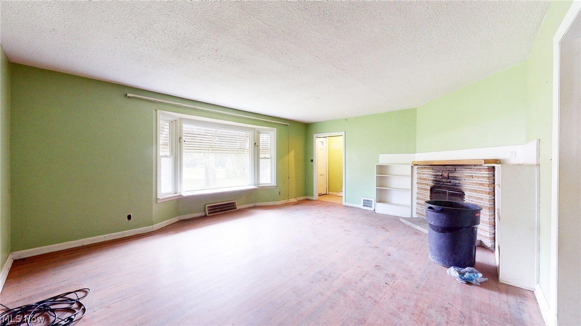 29999 Miles Road Chagrin Falls OH 44022