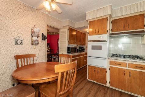 9815 Parkview Avenue Garfield Heights OH 44125