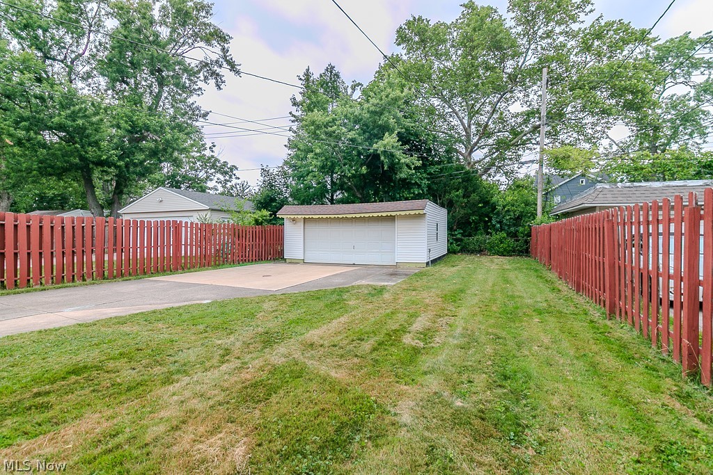 9815 Parkview Avenue Garfield Heights OH 44125