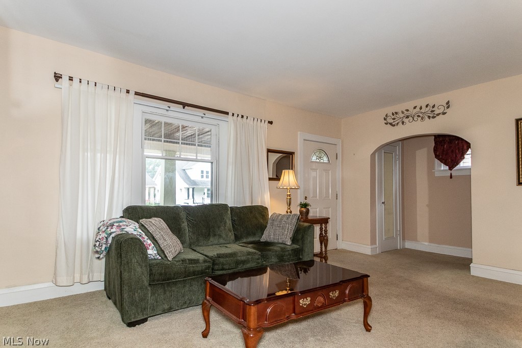9815 Parkview Avenue Garfield Heights OH 44125