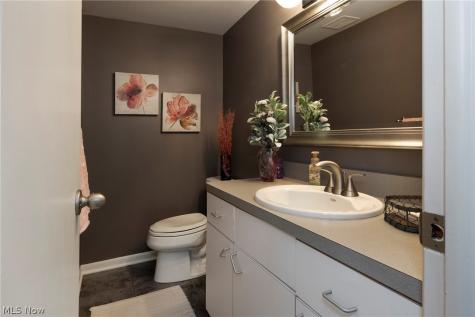 1908 Adena Lane Mayfield Heights OH 44124