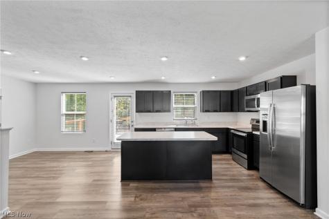 3208 Sunny Brook Drive Akron OH 44312