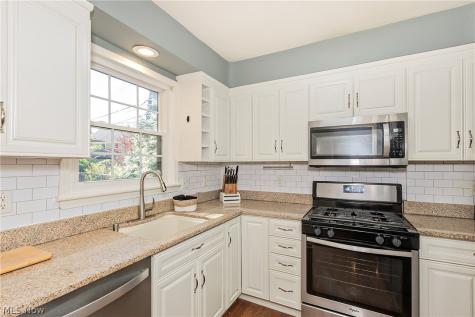 2619 Traymore Road University Heights OH 44118