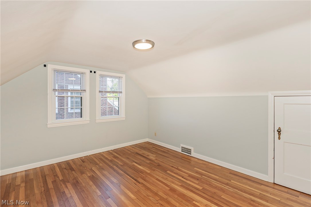 2619 Traymore Road University Heights OH 44118
