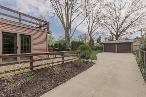 2619 Traymore Road University Heights OH 44118