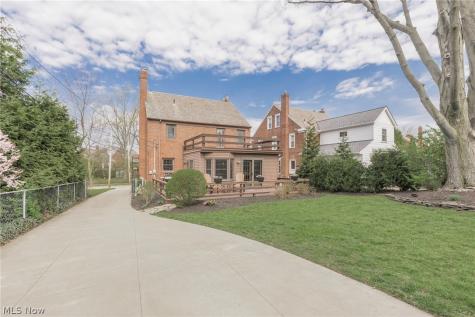 2619 Traymore Road University Heights OH 44118