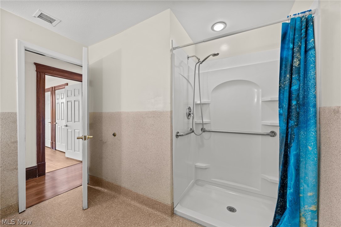 1455 Lander Road Mayfield Heights OH 44124