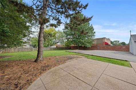 1455 Lander Road Mayfield Heights OH 44124