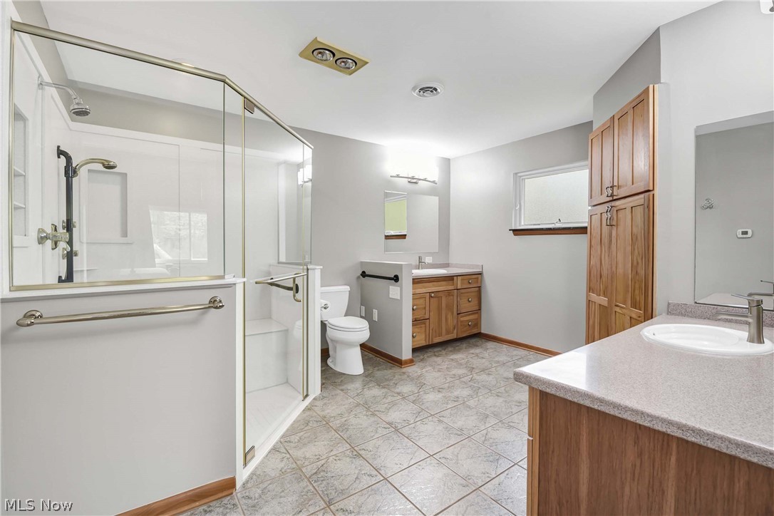 3596 Canterbury Road Westlake OH 44145