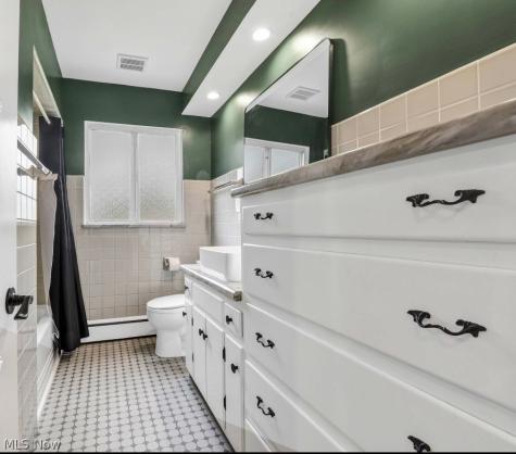 3596 Canterbury Road Westlake OH 44145
