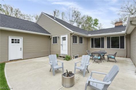 3596 Canterbury Road Westlake OH 44145
