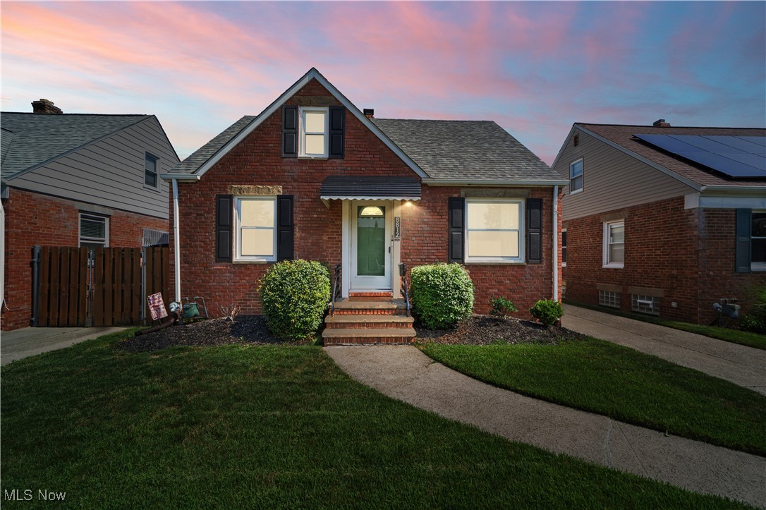 8812 Orchard Avenue Brooklyn OH 44144