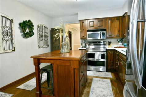 541 N Rhodes Avenue Niles OH 44446