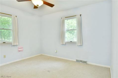 541 N Rhodes Avenue Niles OH 44446