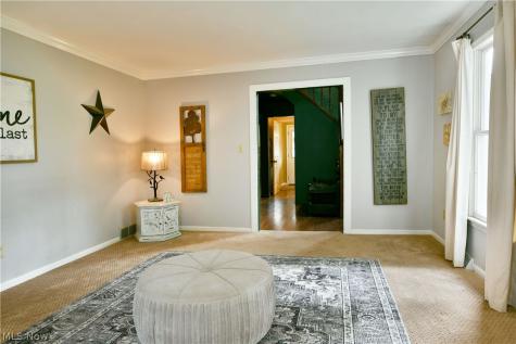 541 N Rhodes Avenue Niles OH 44446