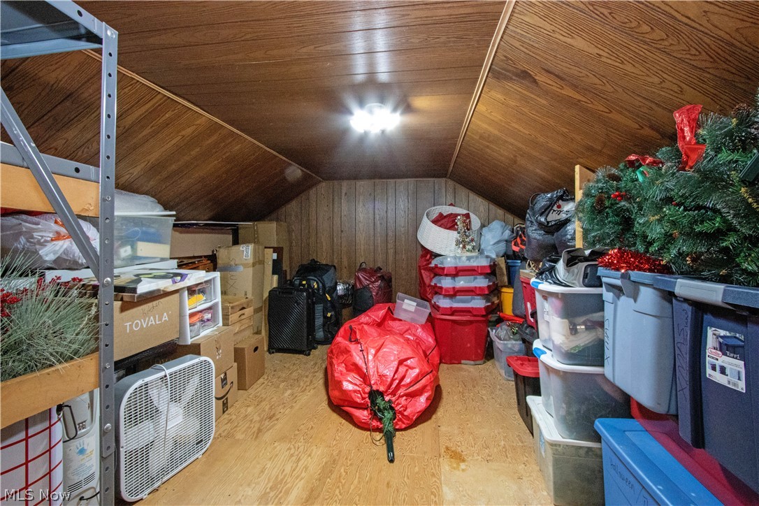 7537 Township Road 317 Millersburg OH 44654