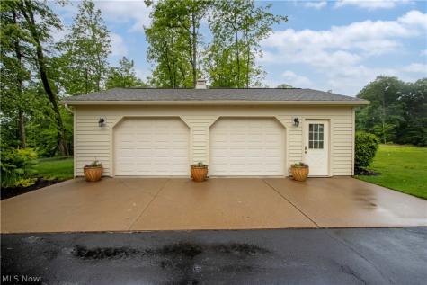 7537 Township Road 317 Millersburg OH 44654
