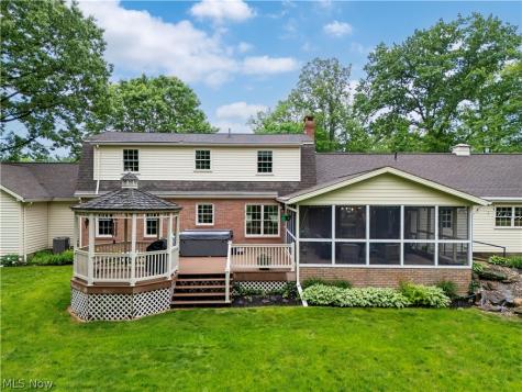 7537 Township Road 317 Millersburg OH 44654