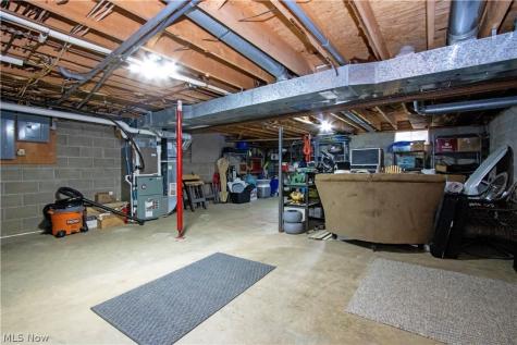 7537 Township Road 317 Millersburg OH 44654